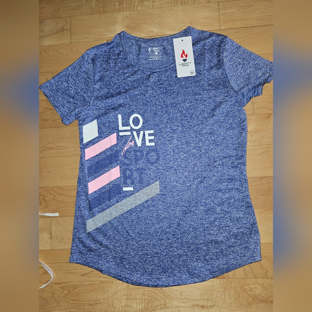 NWT Women's tee